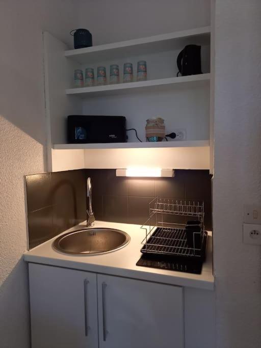 Location Dans Residence Calme, Proche Mer كافالير سور مير المظهر الخارجي الصورة